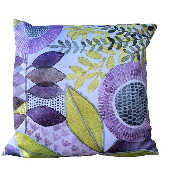 Pier 1 Import Throw Pillow 20" x 20" Floral Design Boho Decor White Purple Green - Picture 1 of 8